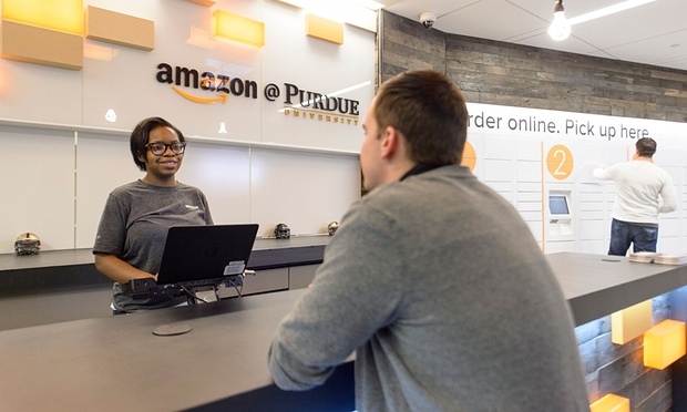 Tienda Amazon en la Universidad Purdue